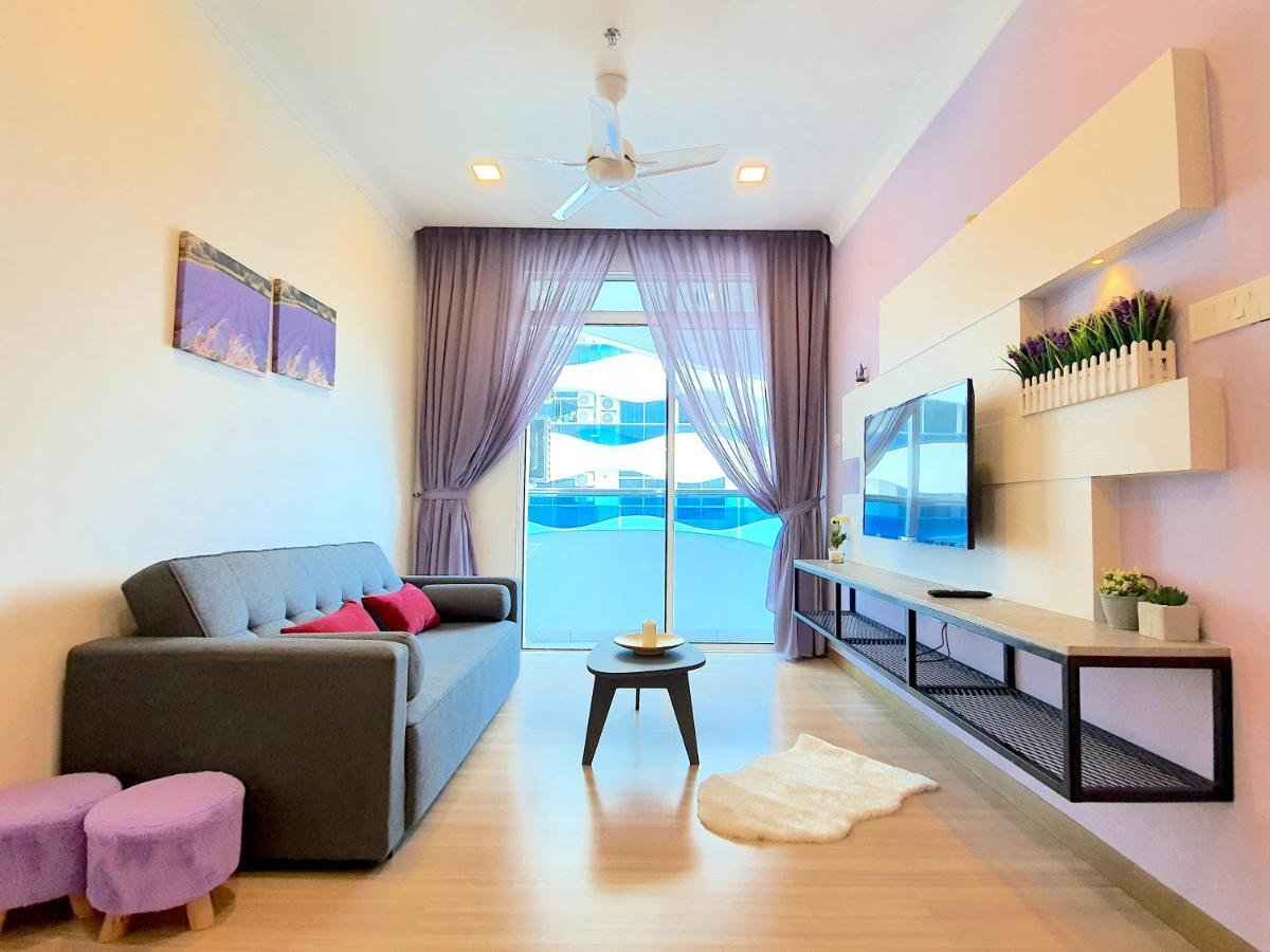 The Wave Suites Melaka Exterior foto