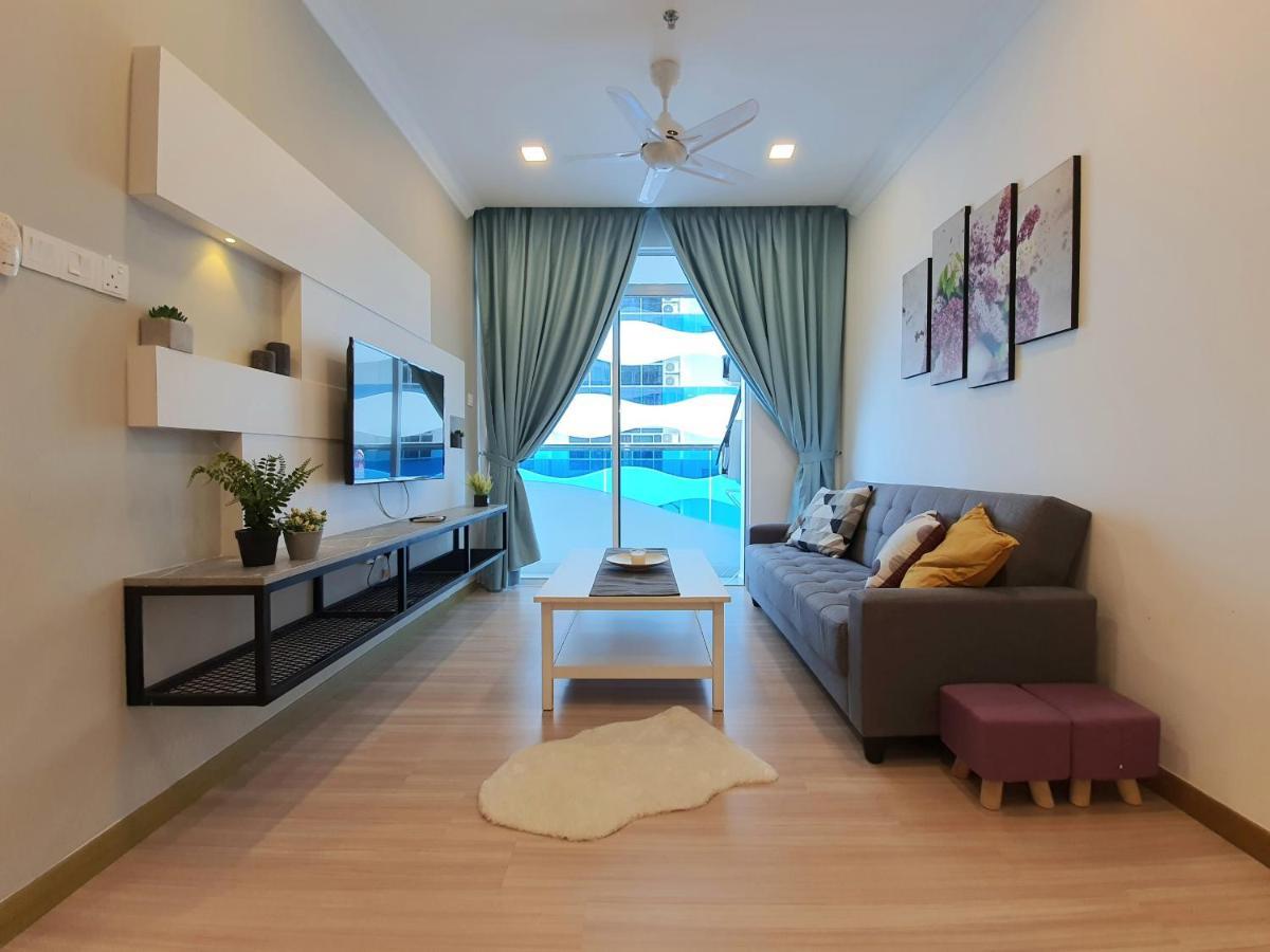 The Wave Suites Melaka Exterior foto